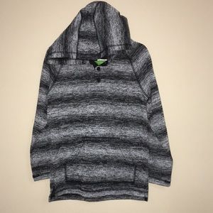 🔹NWT Gymboree hooded Henley , Boys (5-6)